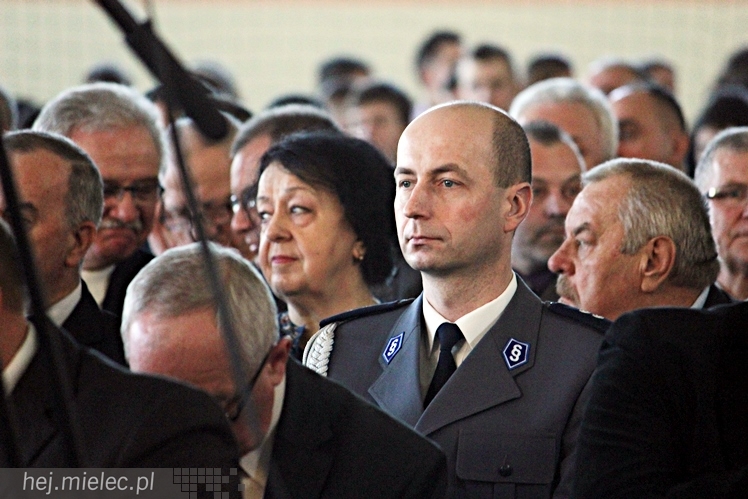 Uroczystość nadania imienia Leszka Deptuły Gimnazjum w Wadowicach Górnych