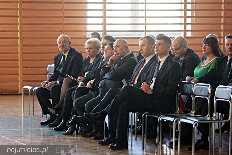 Uroczystość nadania imienia Leszka Deptuły Gimnazjum w Wadowicach Górnych