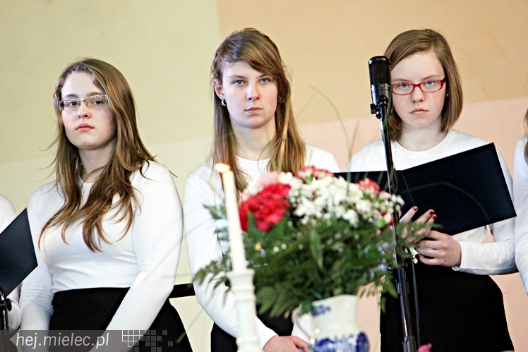 Uroczystość nadania imienia Leszka Deptuły Gimnazjum w Wadowicach Górnych