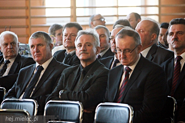 Uroczystość nadania imienia Leszka Deptuły Gimnazjum w Wadowicach Górnych