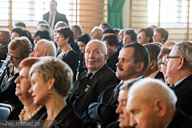 Uroczystość nadania imienia Leszka Deptuły Gimnazjum w Wadowicach Górnych