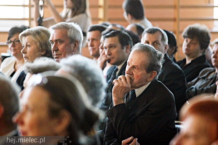 Uroczystość nadania imienia Leszka Deptuły Gimnazjum w Wadowicach Górnych