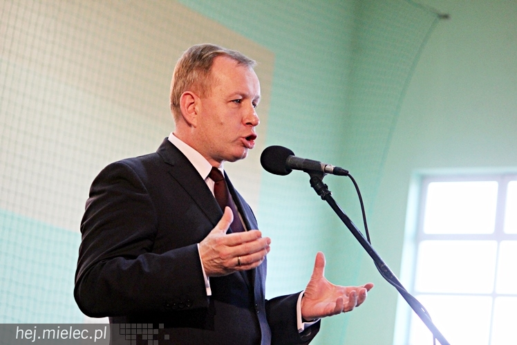 Uroczystość nadania imienia Leszka Deptuły Gimnazjum w Wadowicach Górnych