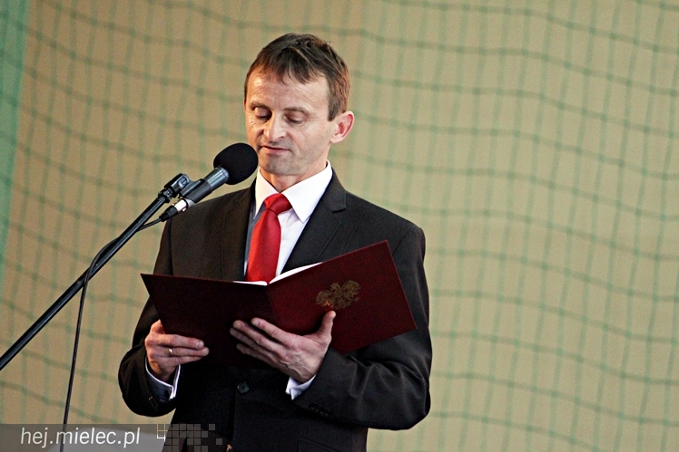 Uroczystość nadania imienia Leszka Deptuły Gimnazjum w Wadowicach Górnych