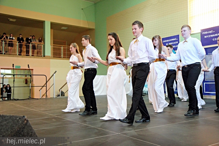 Uroczystość nadania imienia Leszka Deptuły Gimnazjum w Wadowicach Górnych