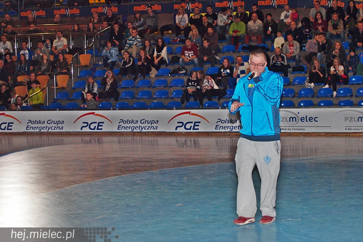 Kibice Stali poznali zespoły FKS Stal Mielec. W prezentacji udział wzięło ponad 1000 osób