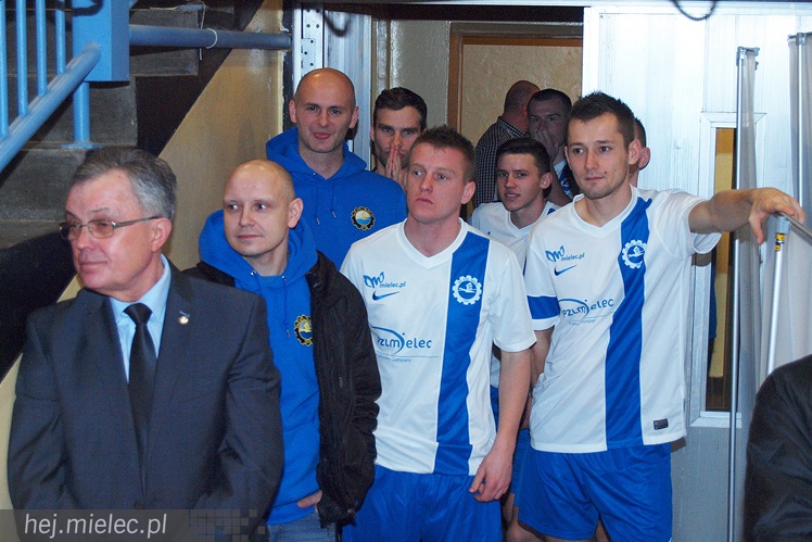 Kibice Stali poznali zespoły FKS Stal Mielec. W prezentacji udział wzięło ponad 1000 osób