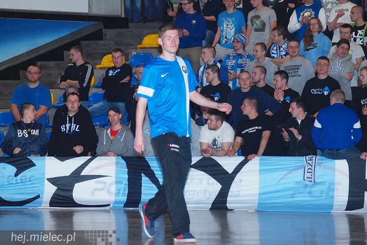 Kibice Stali poznali zespoły FKS Stal Mielec. W prezentacji udział wzięło ponad 1000 osób