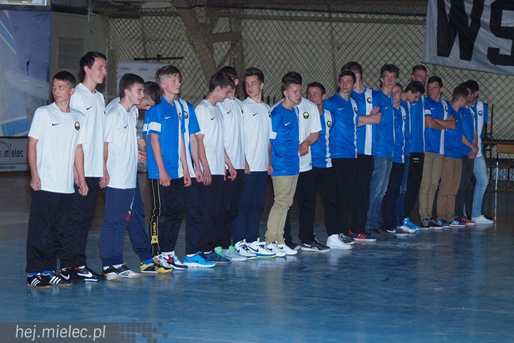 Kibice Stali poznali zespoły FKS Stal Mielec. W prezentacji udział wzięło ponad 1000 osób