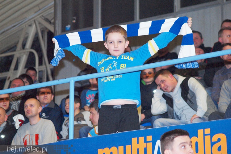Kibice Stali poznali zespoły FKS Stal Mielec. W prezentacji udział wzięło ponad 1000 osób