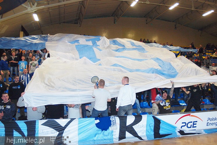 Kibice Stali poznali zespoły FKS Stal Mielec. W prezentacji udział wzięło ponad 1000 osób