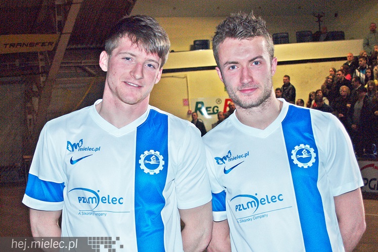 Kibice Stali poznali zespoły FKS Stal Mielec. W prezentacji udział wzięło ponad 1000 osób