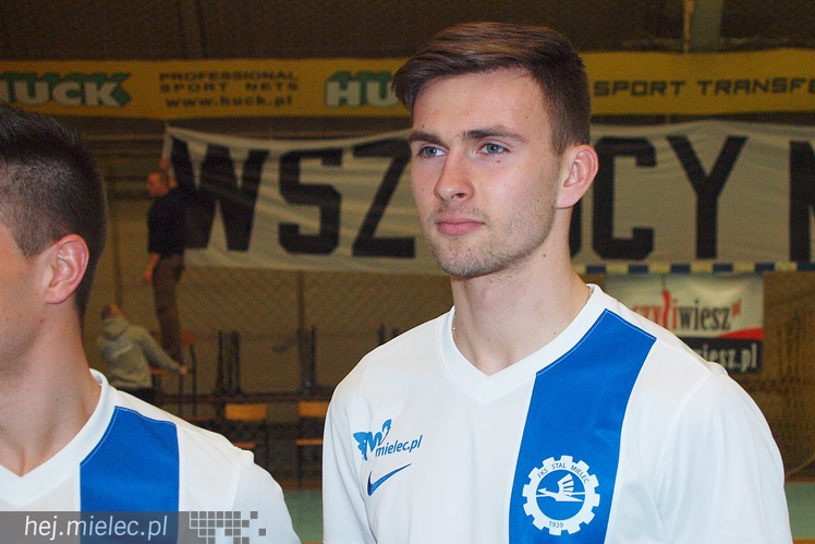 Kibice Stali poznali zespoły FKS Stal Mielec. W prezentacji udział wzięło ponad 1000 osób