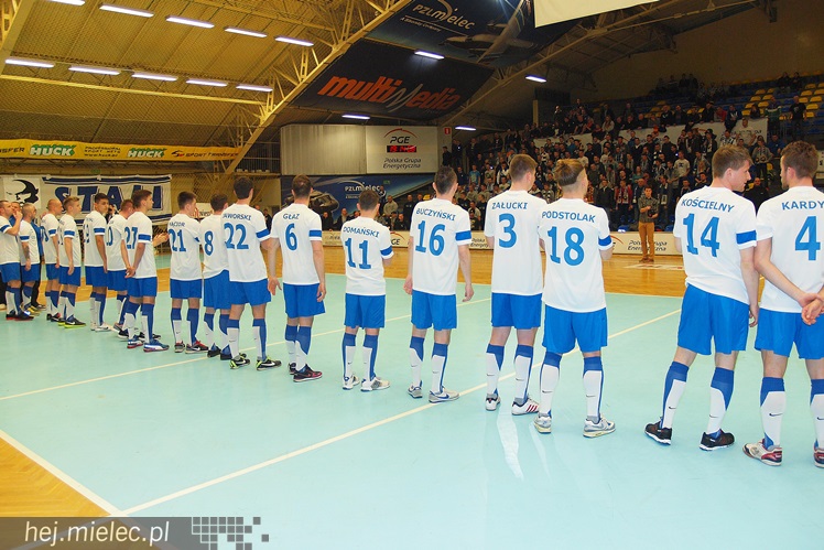 Kibice Stali poznali zespoły FKS Stal Mielec. W prezentacji udział wzięło ponad 1000 osób