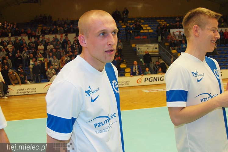 Kibice Stali poznali zespoły FKS Stal Mielec. W prezentacji udział wzięło ponad 1000 osób