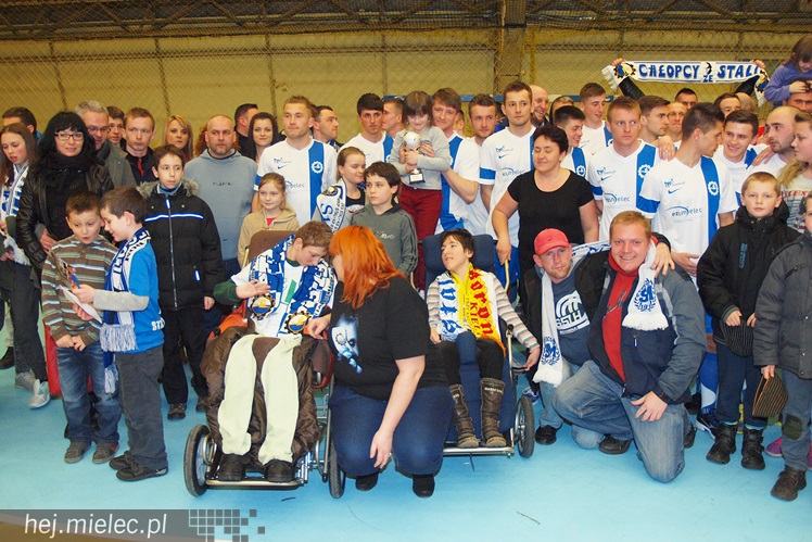 Kibice Stali poznali zespoły FKS Stal Mielec. W prezentacji udział wzięło ponad 1000 osób