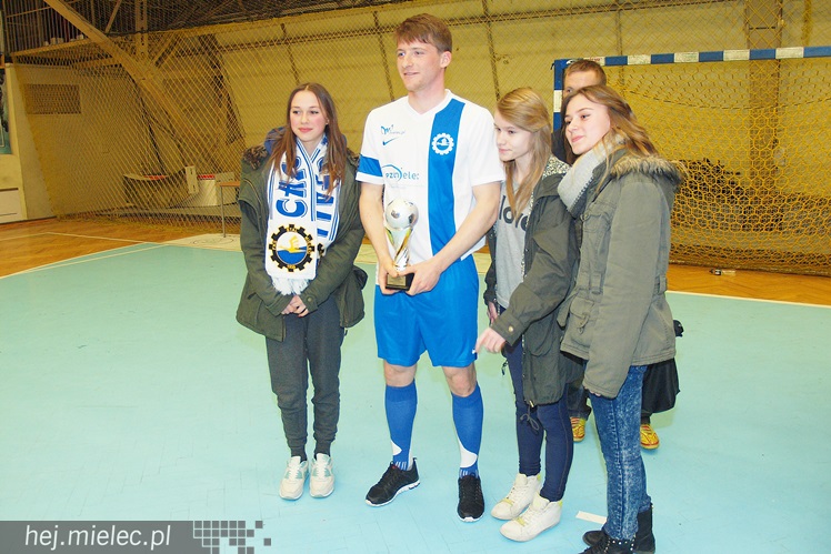 Kibice Stali poznali zespoły FKS Stal Mielec. W prezentacji udział wzięło ponad 1000 osób