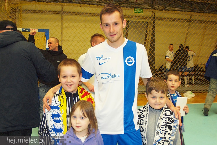 Kibice Stali poznali zespoły FKS Stal Mielec. W prezentacji udział wzięło ponad 1000 osób