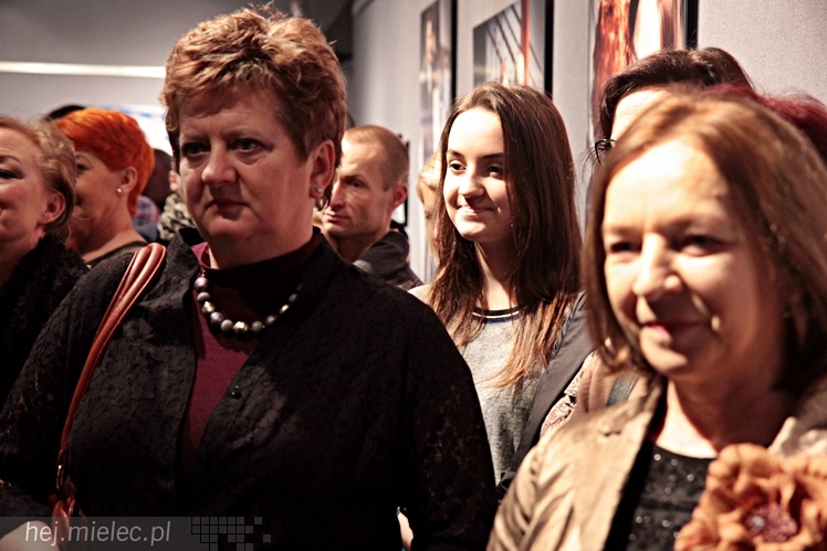 ?Siła to ONA? - wernisaż wystawy fotografii w Jadernówce
