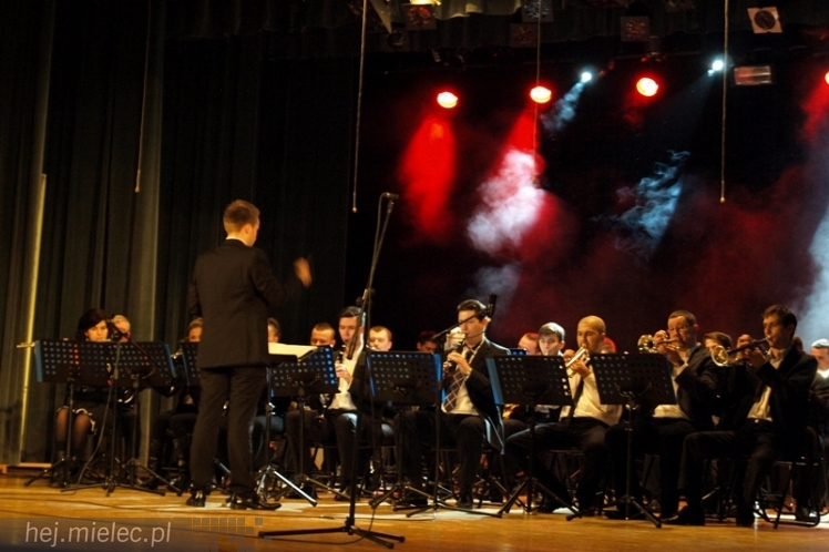 Muzyczny i teatralny Dzień Kobiet w SCK