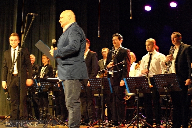 Muzyczny i teatralny Dzień Kobiet w SCK