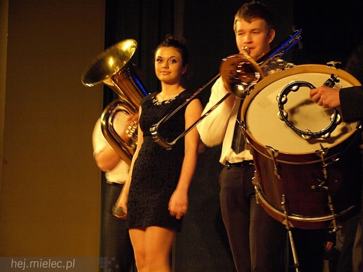 Muzyczny i teatralny Dzień Kobiet w SCK