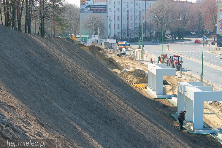 Rewitalizacja Góry Cyranowskiej trwa