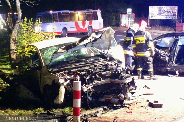 Wypadek w Przyłęku. Rozbite trzy samochody, ranne trzy osoby