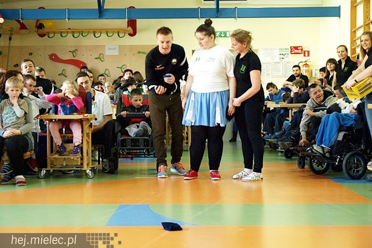 Niezwykłe spotkanie piłkarzy Stali Mielec z niepełnosprawnymi