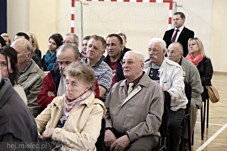 Debata z Edmundem Klichem o wypadkach lotniczych