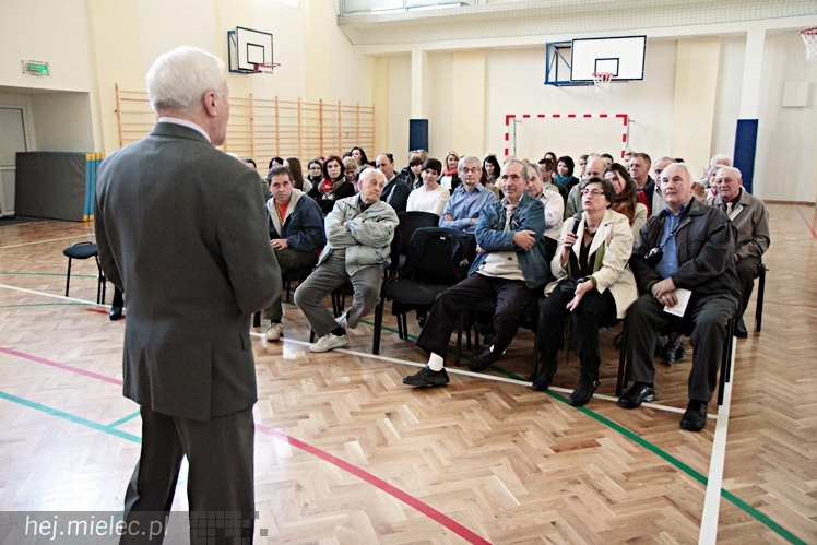 Debata z Edmundem Klichem o wypadkach lotniczych