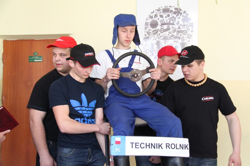 Wszystkie drogi prowadzą do Rzemienia?