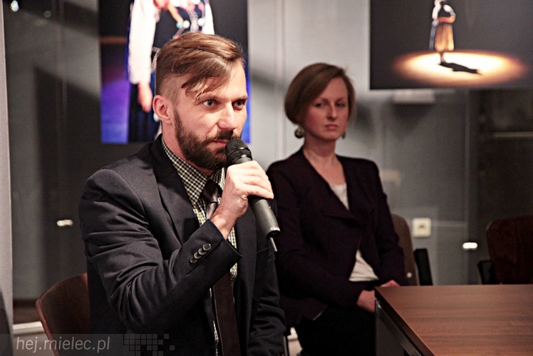 Finisaż wystawy ?Siła to ONA?: spotkanie z bohaterkami i autorami książki