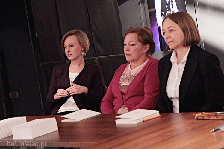 Finisaż wystawy ?Siła to ONA?: spotkanie z bohaterkami i autorami książki