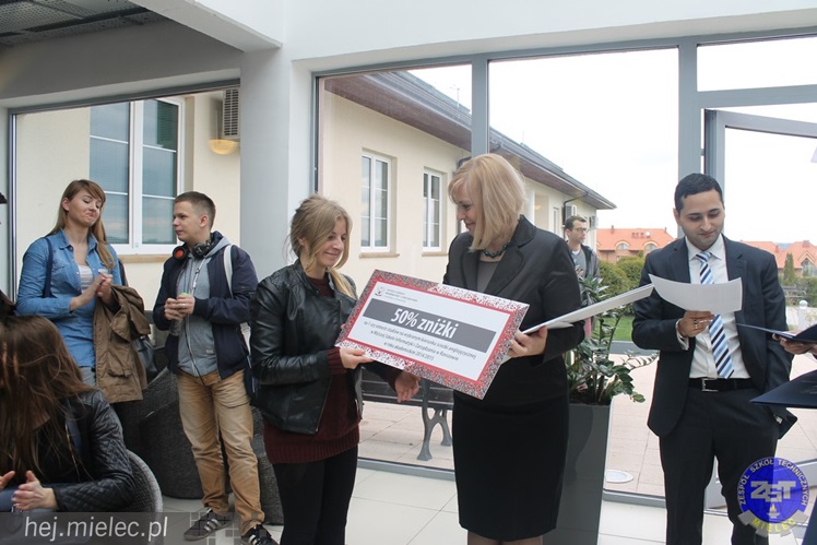 Uczniowie z III Liceum Ogólnokształcącego w Mielcu ? Najlepsi z Najlepszych! [ZDJĘCIA]