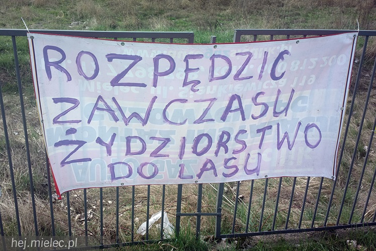 Polityczne, antysemickie hasła na ulicach miasta