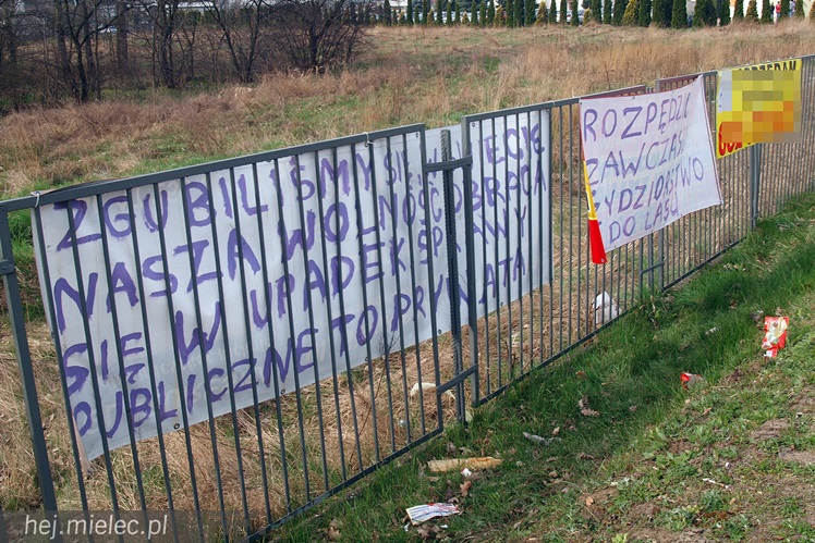 Polityczne, antysemickie hasła na ulicach miasta