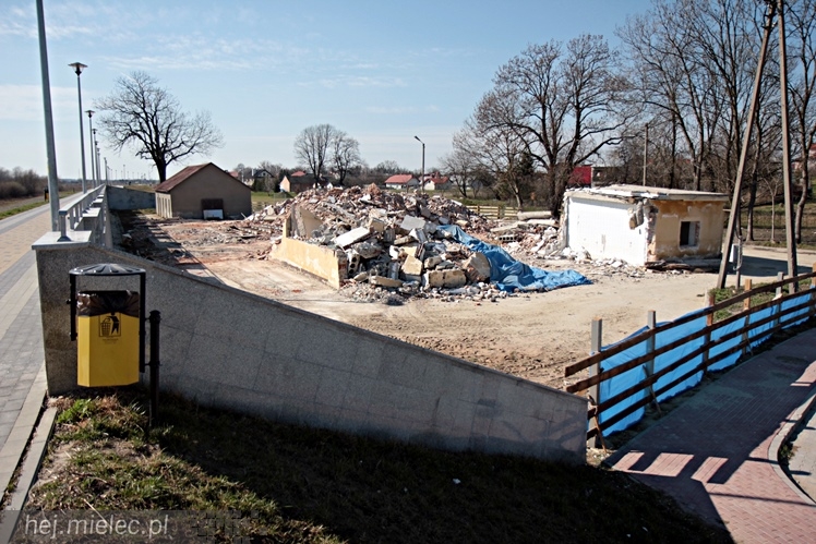 Starej rzeźni nad Wisłoką już nie ma. Został pusty plac [ZDJĘCIA]