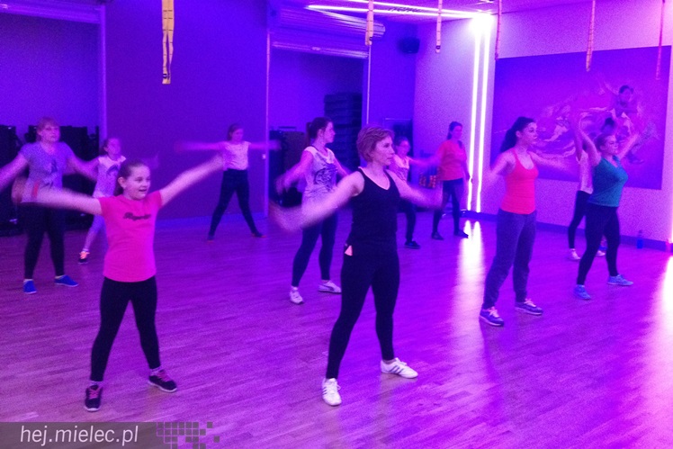Zdrowi i aktywni w każdym wieku! Na Dniach Otwartych Joy Fitness Club gości nie zabrakło!