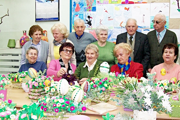 Seniorzy w oczekiwaniu na wiosnę i święta. Co przygotowali?