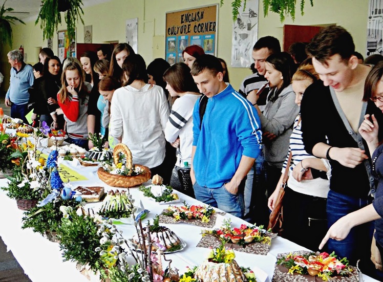 Tradycje wielkanocne 2014 w ZSCKR w Rzemieniu