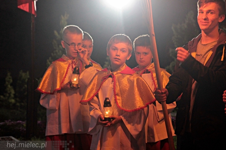 Nabożeństwo w kościele MBNP przed kanonizacją Jana XXIII i Jana Pawła II
