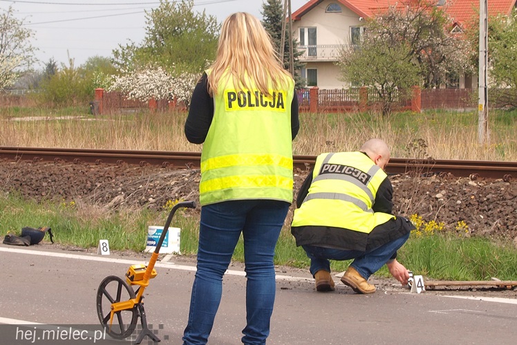 Zderzenie z udziałem quada na drodze z Mielca w kierunku Chorzelowa