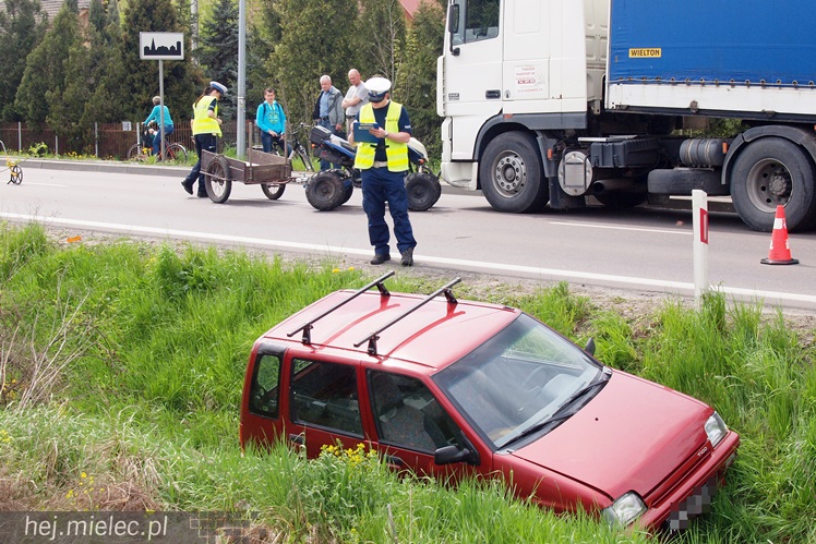 Zderzenie z udziałem quada na drodze z Mielca w kierunku Chorzelowa