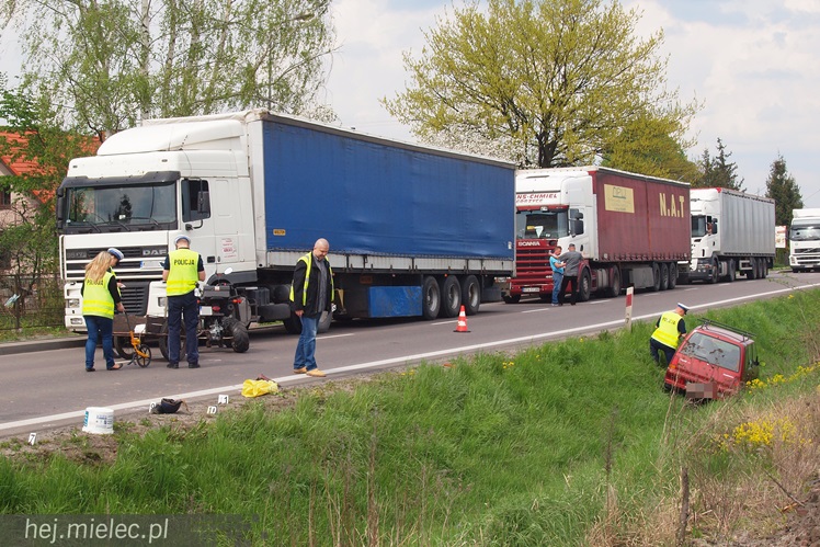 Zderzenie z udziałem quada na drodze z Mielca w kierunku Chorzelowa