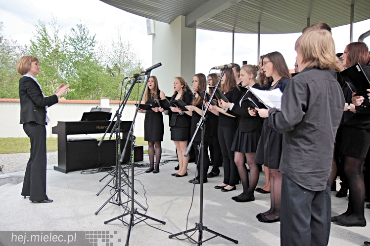 Koncert nad Wisłoką: ?Nasz święty - młodzi Janowi Pawłowi II?