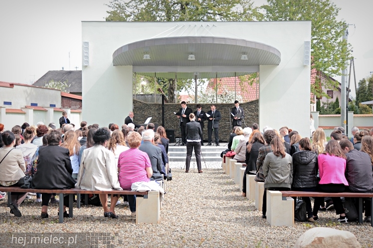 Koncert nad Wisłoką: ?Nasz święty - młodzi Janowi Pawłowi II?