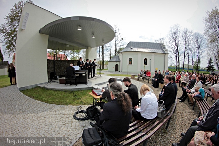 Koncert nad Wisłoką: ?Nasz święty - młodzi Janowi Pawłowi II?