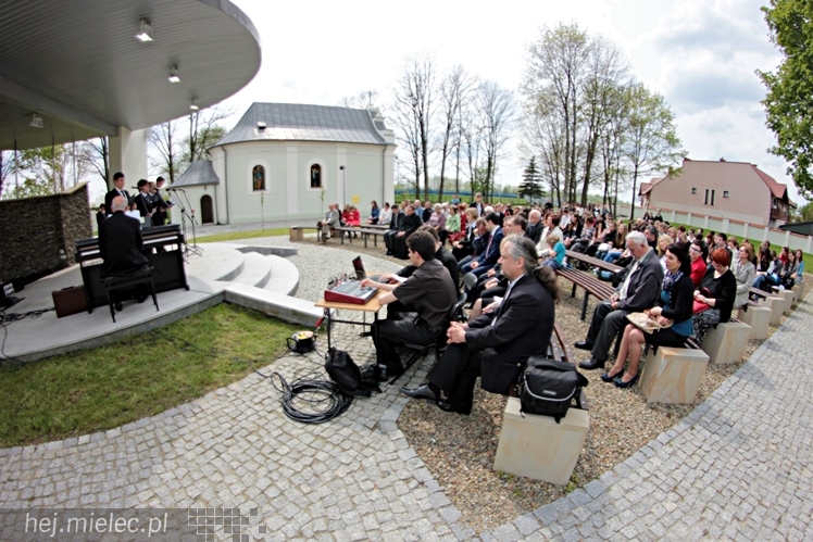 Koncert nad Wisłoką: ?Nasz święty - młodzi Janowi Pawłowi II?