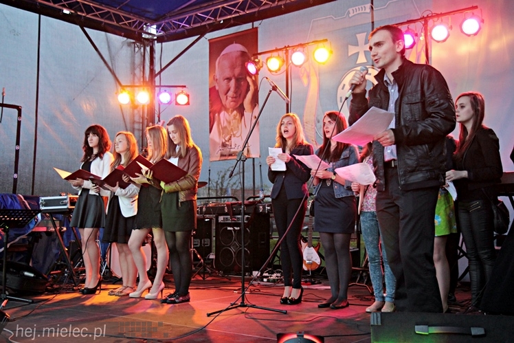 Koncert kanonizacyjny Jana Pawła II w Przecławiu